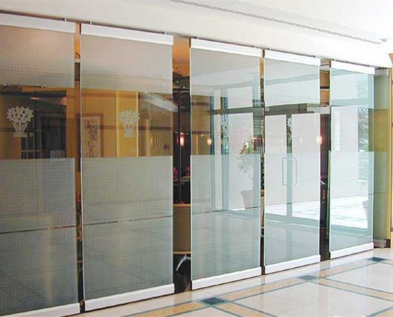 Раздвижные торговые перегородки