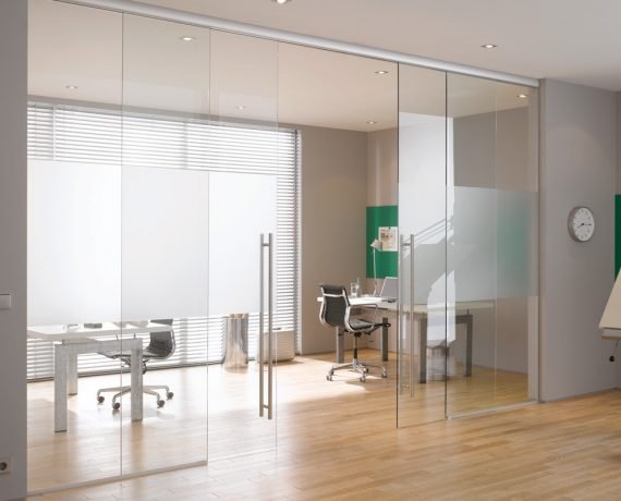 Раздвижные торговые перегородки